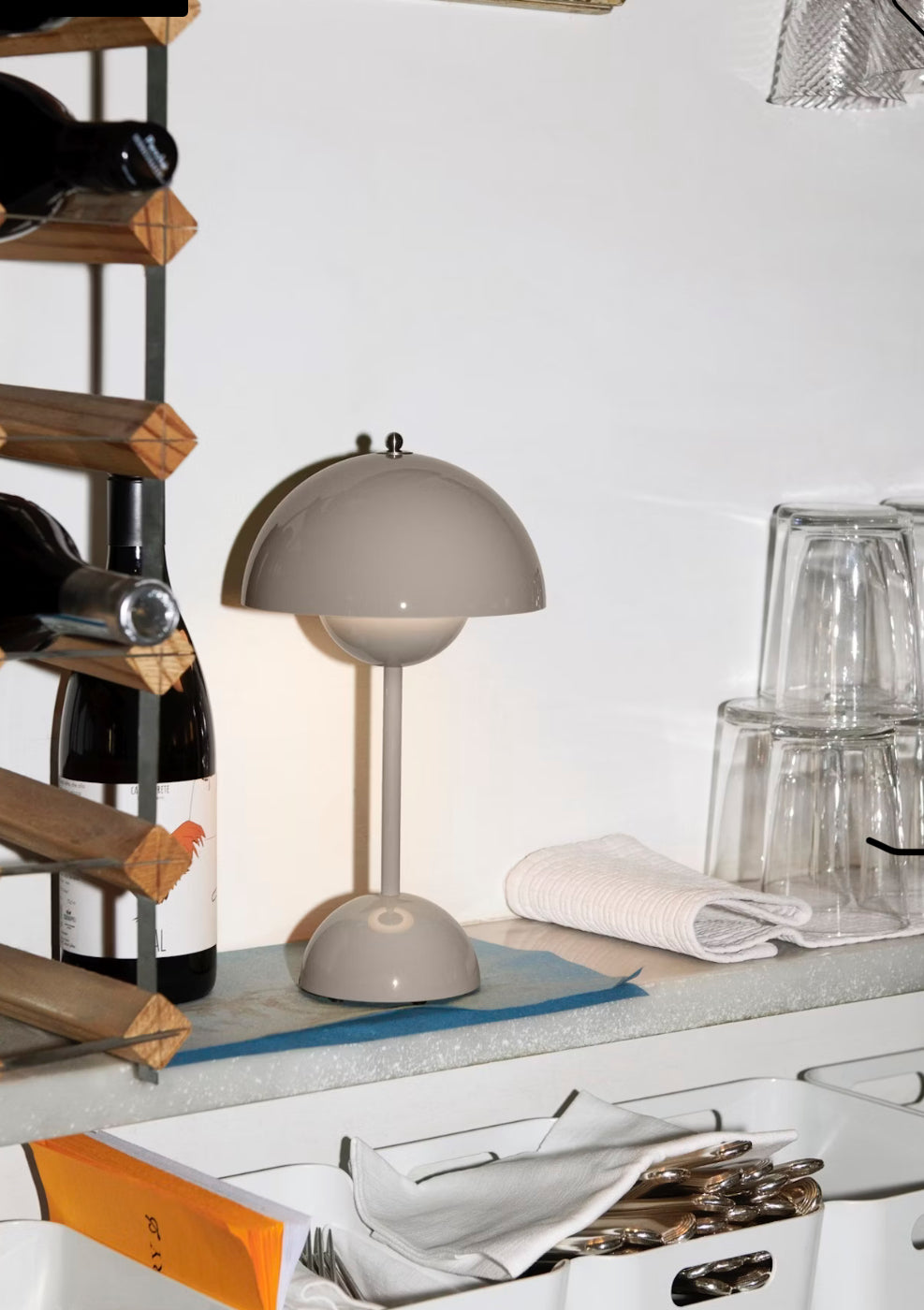 Icon Lite – Portabel Designlampa i Flowerpot-stil med Dimbar LED & USB