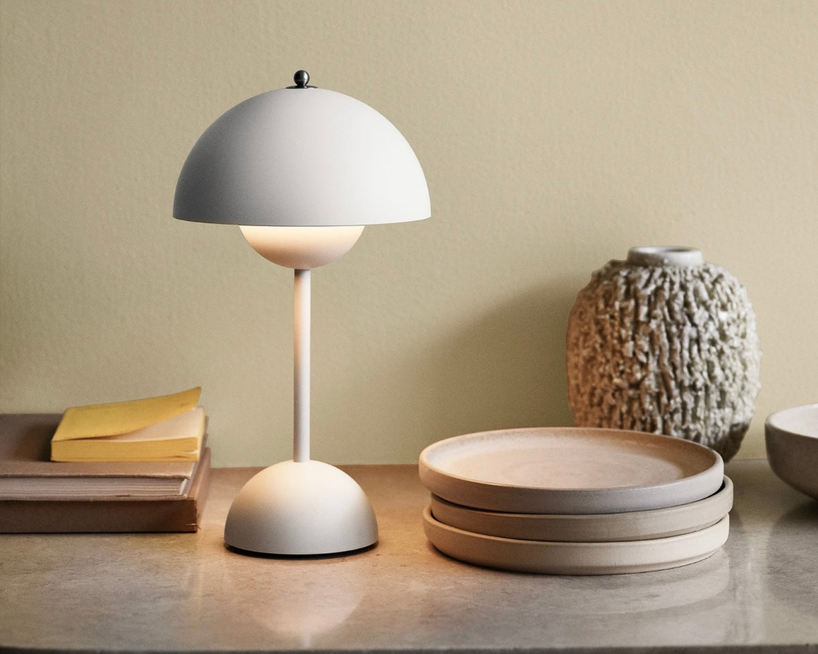 Icon Lite – Portabel Designlampa i Flowerpot-stil med Dimbar LED & USB