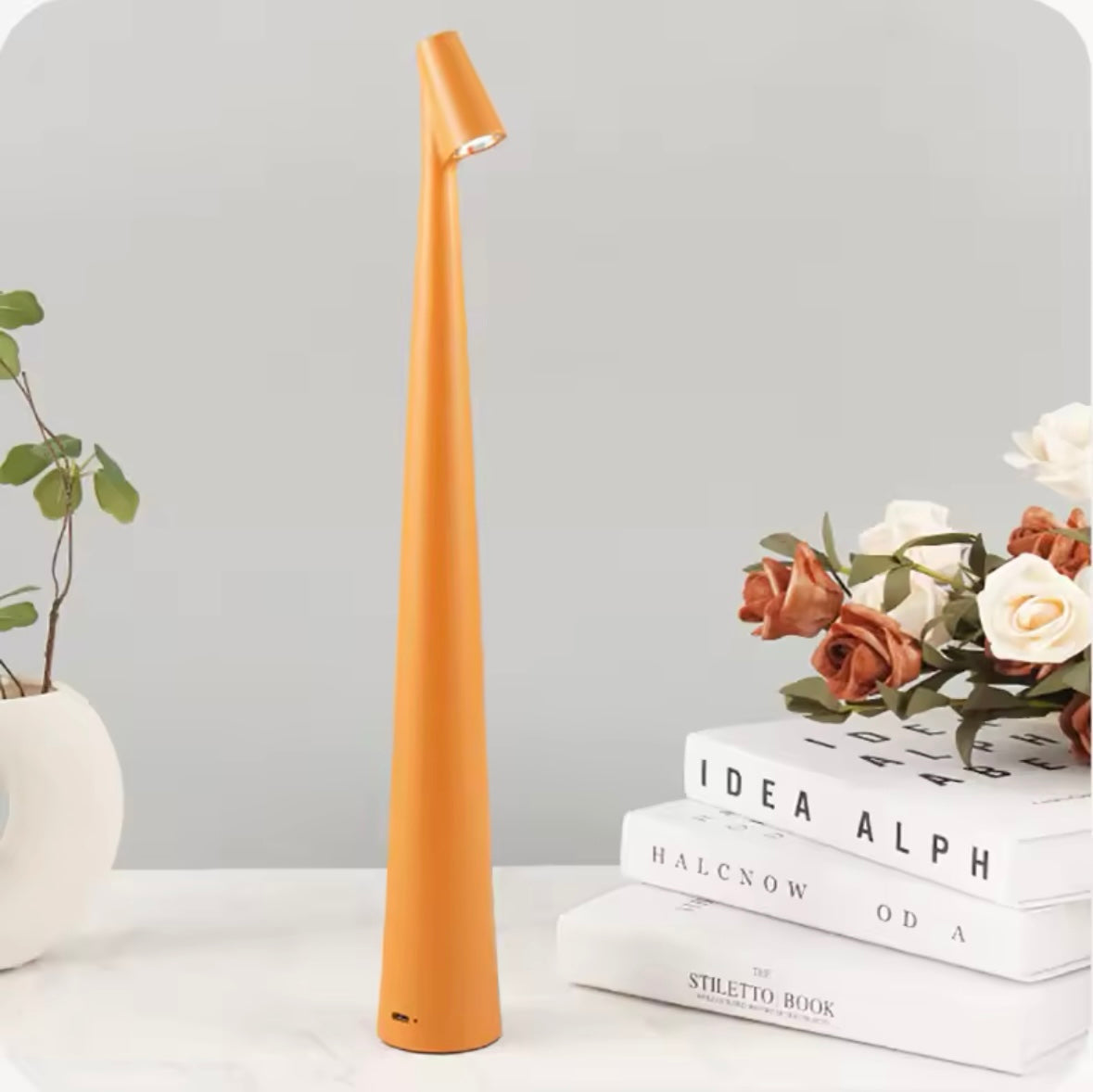 Lumo – Uppladdningsbar LED-Bordslampa med Touchdimmer & Stilren Design