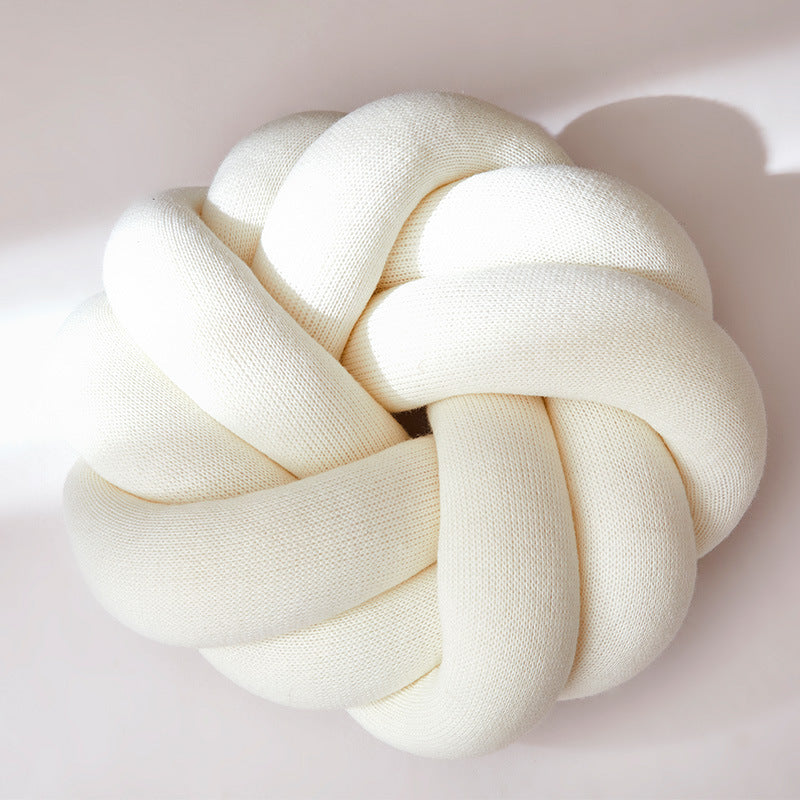 SnugKnot – Kudden med Mjuka, Stickade Knutar i Bomull – Stilren och Mysig Inredningsdetalj